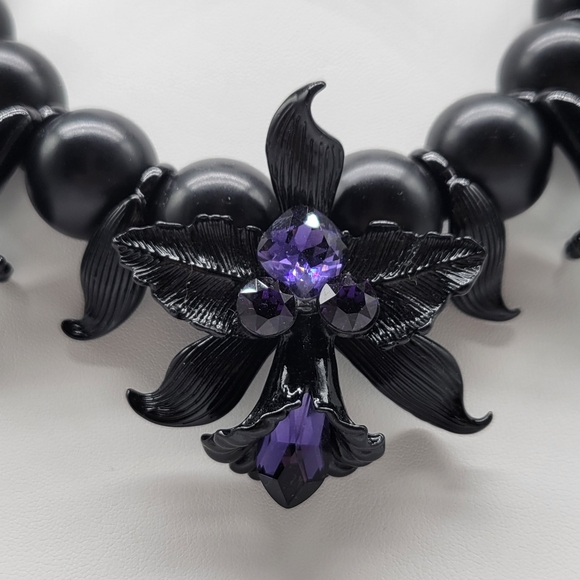 SOLD-Givenchy Amethyst Swarovski Crystal Dark Black Orchid Statement Necklace - Picture 6 of 12